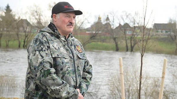 &laquo;Выявлены спящие террористические ячейки&raquo;: Лукашенко объяснил, почему перекрыта граница с Украиной