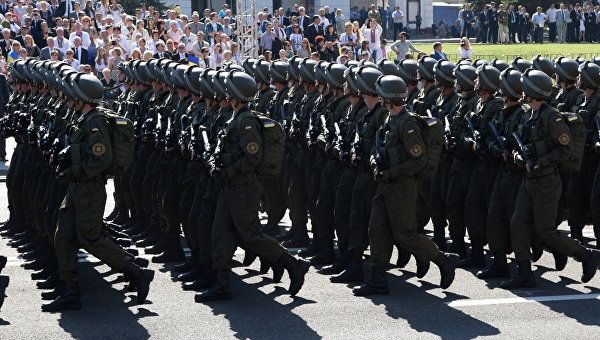 &laquo;За два года уволились 70 тысяч военных с боевым опытом&raquo;: Зеленскому поставили в вину ослабление армии
