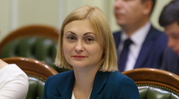 Заявление Галушко о выходе из партии "Слуга народа" не означает, что он покинет фракцию, - Кравчук
Заявление Галушко о выходе из партии "Слуга народа" не означает, что он покинет фракцию, - Кравчук