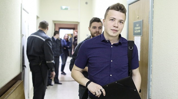«Засветились с клиентом». Эксперт объяснил, почему история с Протасевичем была провокацией британской разведки «Засветились с клиентом». Эксперт объяснил, почему история с Протасевичем была провокацией британской разведки