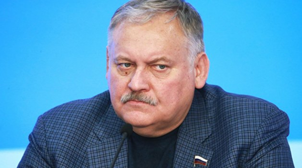 Затулин назвал причины быстрого возвращения миротворцев из Казахстана