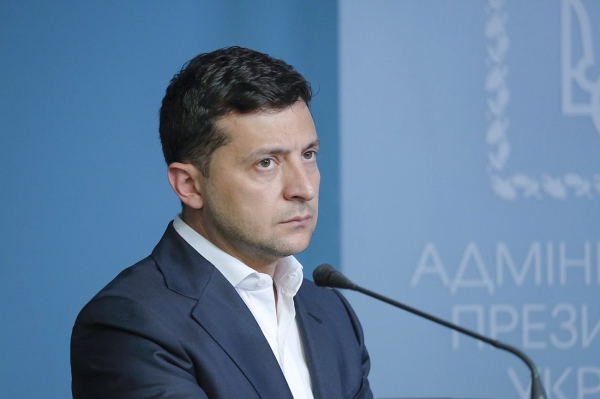 Зеленский: Обеспечение медиков зарплатами сейчас в приоритете, надбавки продолжают начислять
Зеленский: Обеспечение медиков зарплатами сейчас в приоритете, надбавки продолжают начислять