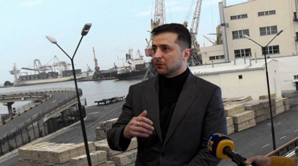 Зеленский поручил вывезти граждан Украины из сектора Газа