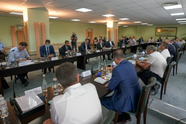 Зеленский посетил ОПЗ и встретился с предпринимателями Одесской области
Зеленский посетил ОПЗ и встретился с предпринимателями Одесской области
