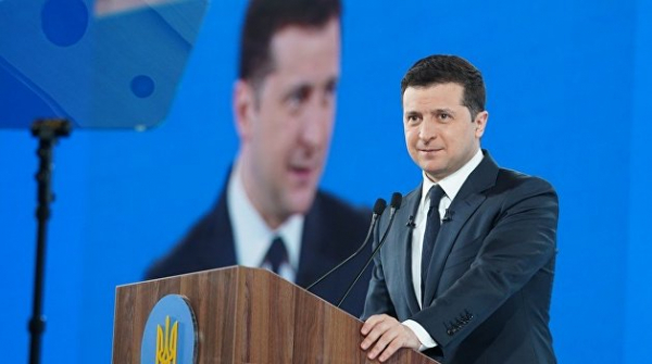 Зеленский приветствовал решение Рады о назначении украинских судей иностранцами Зеленский приветствовал решение Рады о назначении украинских судей иностранцами