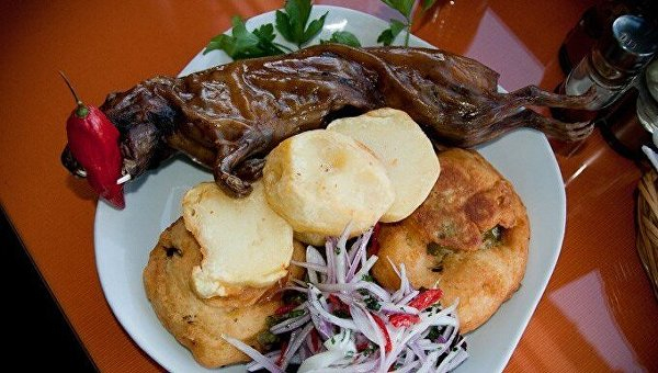 Жареный куй, пьяные креветки и печенье с осами: самые мерзкие блюда мира Жареный куй, пьяные креветки и печенье с осами: самые мерзкие блюда мира