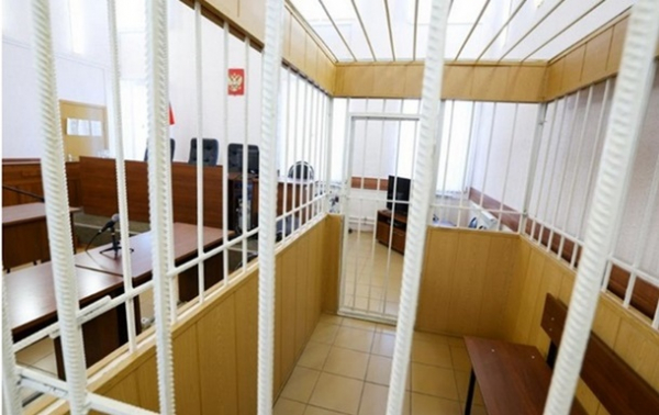 Жителя Омска осудили на 16 лет за "госизмену" и "диверсию на железной дороге" Жителя Омска осудили на 16 лет за "госизмену" и "диверсию на железной дороге"