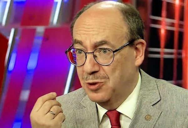Журналист Кацман: Оба правительства при Зеленском не выплачивают учителям даже гарантированного законом должностного оклада
Журналист Кацман: Оба правительства при Зеленском не выплачивают учителям даже гарантированного законом должностного оклада